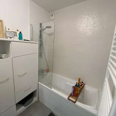 Bel Idealement Situe Apartment